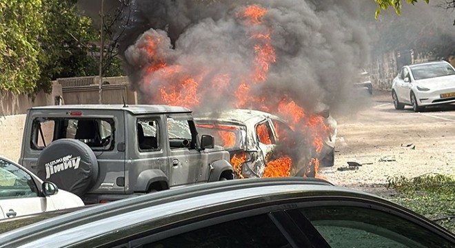 İran'dan İsrail'e füzeli misilleme saldırısı