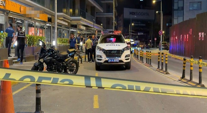 İş yerinin önünde silahlı saldırı: 1 yaralı