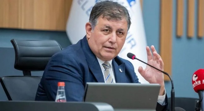İzmir'in CHP'li Büyükşehir Belediye Başkanı Tugay partisinden istifa etti