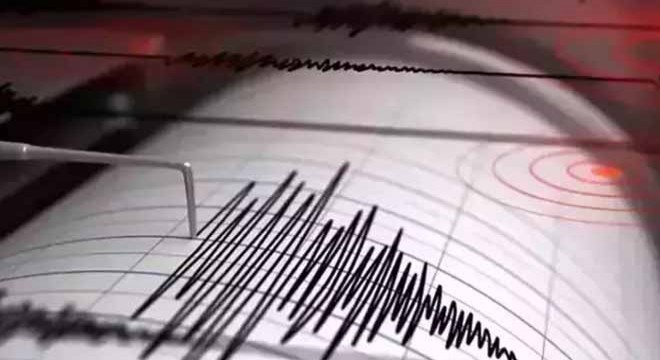 Japonya'da 6.7 büyüklüğünde deprem