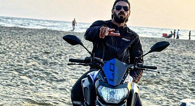 Kamyonetle çarpışan motosikletin sürücüsü öldü