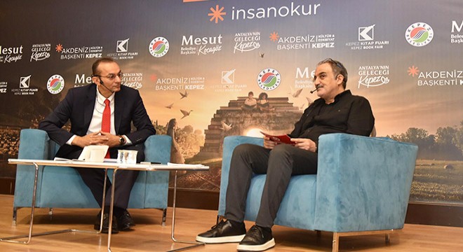 Kepez Kitap Fuarı'nda 'Yaşam Boyu Öğrenme' konuşuldu