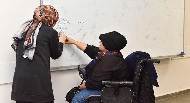 Kepez'de engeller eğitimle aşılıyor