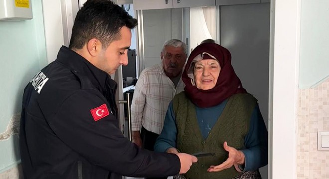 Kepez zabıtasından örnek davranış