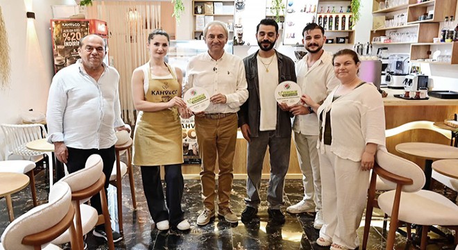 Kocagöz, esnafa 'Temizlik Kirletmemektir' kampanyasını tanıttı