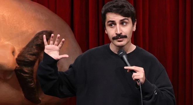 Komedyen Deniz Göktaş gözaltına alındı