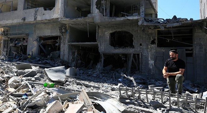 Lübnan'da saldırılarda can kaybı 4 bin 243'e yükseldi