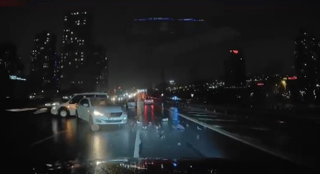 Makas atan sürücünün neden olduğu kaza kamerada