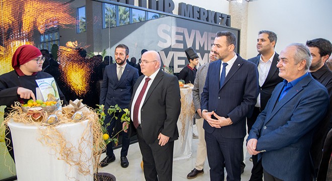 Manavgat'ta Tutum, Yatırım ve Türk Malları Haftası