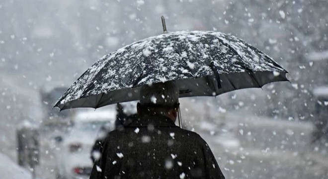 Meteoroloji'den kuvvetli sağanak ve fırtına uyarısı