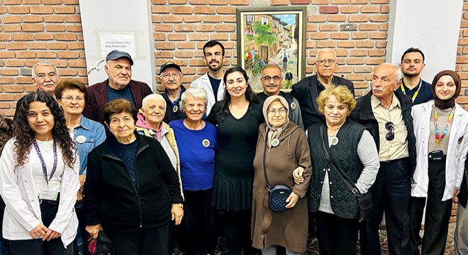 Muratpaşa'da 60 yaş üstüne sağlıklı yaşam rozeti