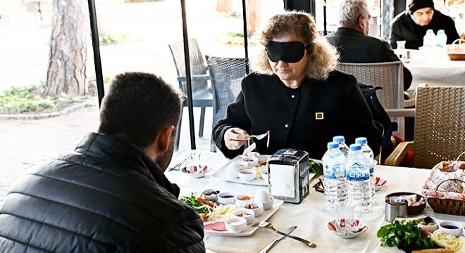 Muratpaşa'dan ‘Beyaz Baston' farkındalığı