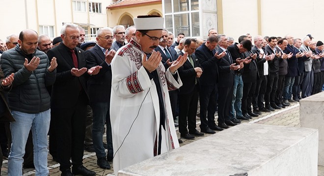 Öğretmen ve öğrenciler için gıyabi cenaze namazı