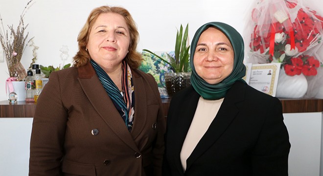Okula gönderilmeyen kız kardeşler, Antalya'da muhtar seçildi