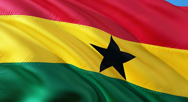 Otobüsle ambulans çarpıştı: 16 ölü