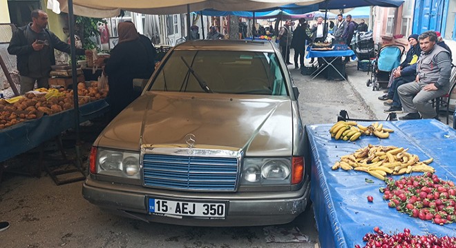 Otomobiliyle pazara giren alkollü sürücüye ceza