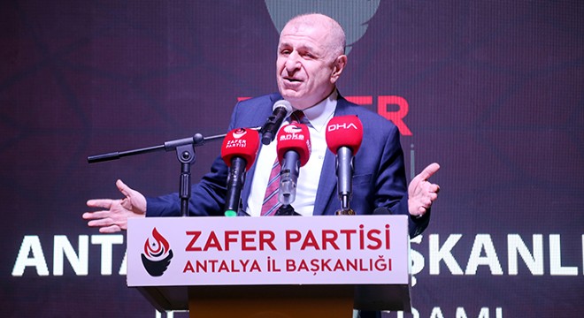 Özdağ, Antalya'da yine o salonda konuştu