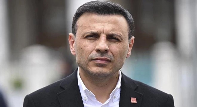 Özgür Çelik'in yargılandığı dava ertelendi