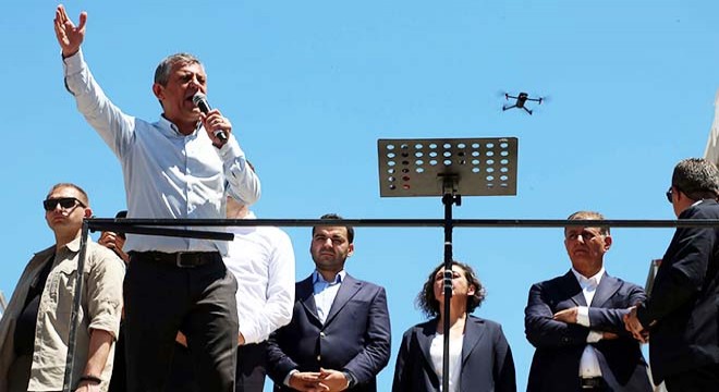 Özgür Özel: 2 milyon CHP'li genel başkanını seçsin
