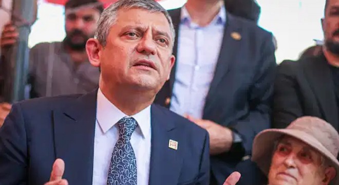 Özgür Özel'den YKS mesajı: İçiniz ferah, zihniniz açık olsun