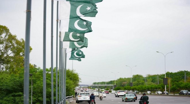 Pakistan'da saldırı; 12 polis yaşamını yitirdi