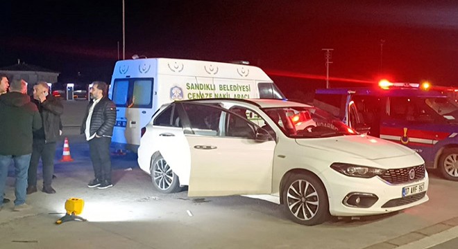 Park halindeki otomobilde erkek cesedi bulundu