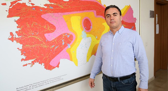 Prof. Dr. Özçelik: Akdeniz'deki faylar bilinmiyor