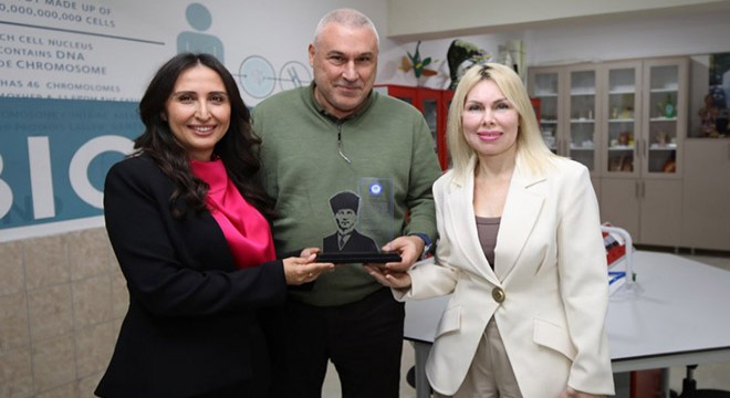 Rektör Özkan'dan mezunu olduğu okulun yenilenmesine destek