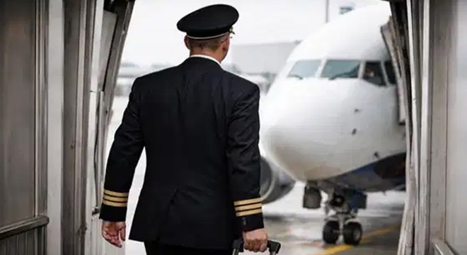 Sahte pilot skandalı: 4 yıl boyunca bedava uçtu
