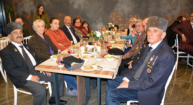 Şehit aileleri, gaziler iftarda bir araya geldi