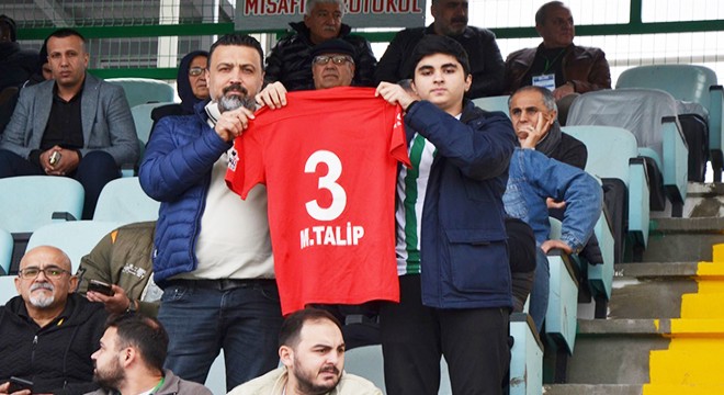 Serik Spor taraftarı Pazarlı'yı unutmadı
