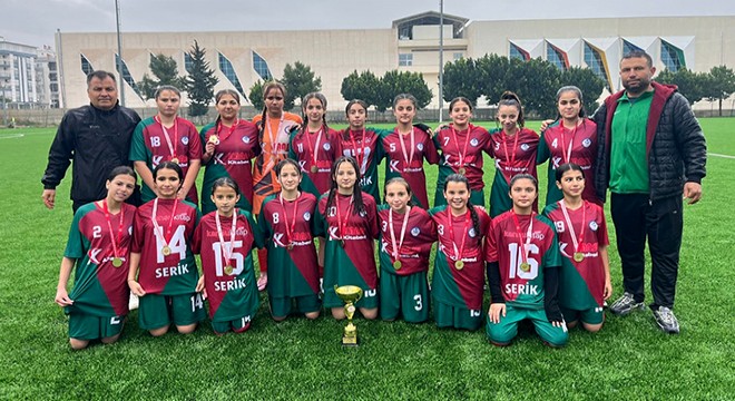 Serik'in yıldızları Antalya şampiyonu