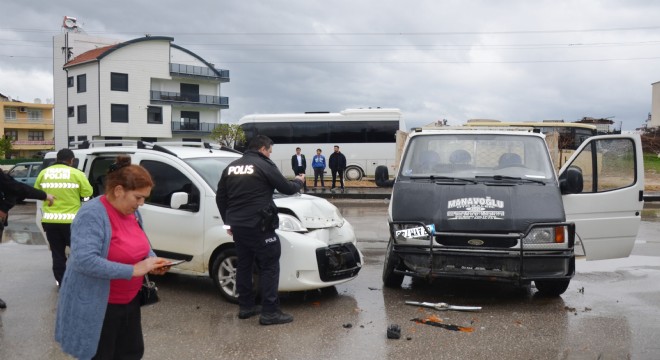 Serik'te kaza; 1 yaralı