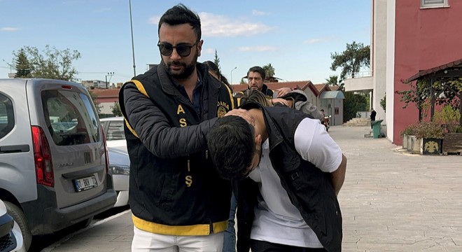 Sevgilisinin eski erkek arkadaşını öldürdü