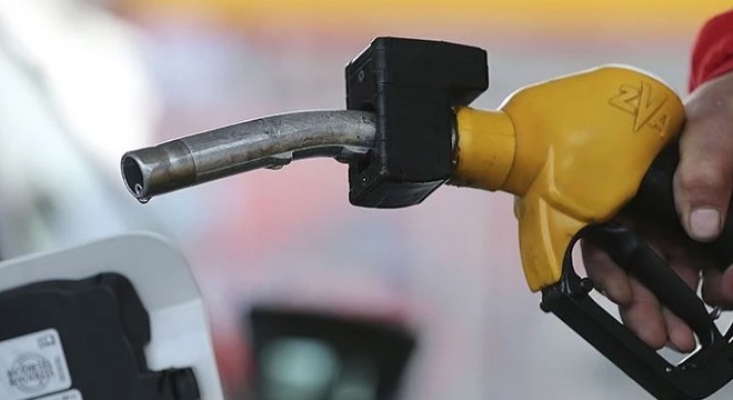 Sıra benzinde: Haftaya zam bekleniyor