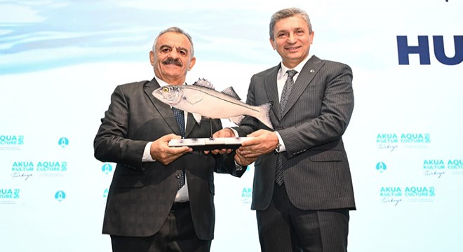 Su ürünleri yetiştiriciliği sektörü Antalya'da bir araya geldi