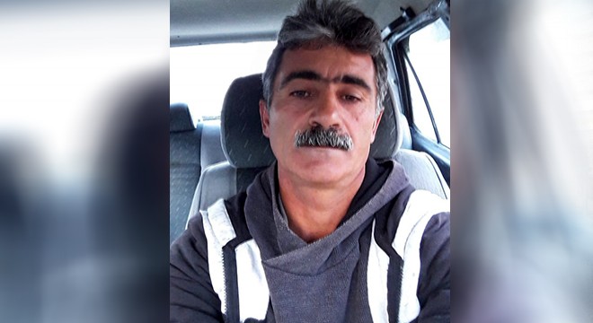 Tamir ettiği çatıdan düşüp öldü