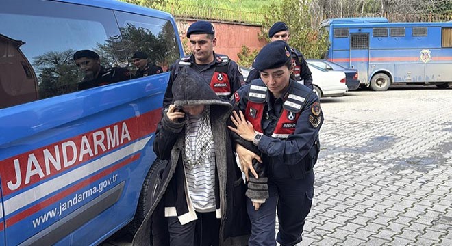 Tartıştığı kocasını başından vurarak öldürdü