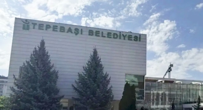 Tepebaşı Belediyesi'ne operasyon: 25 kişi adliyede