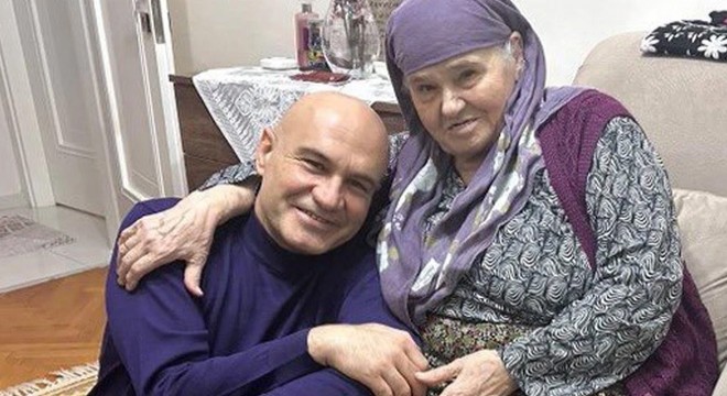 Turhan Çömez'in anne acısı