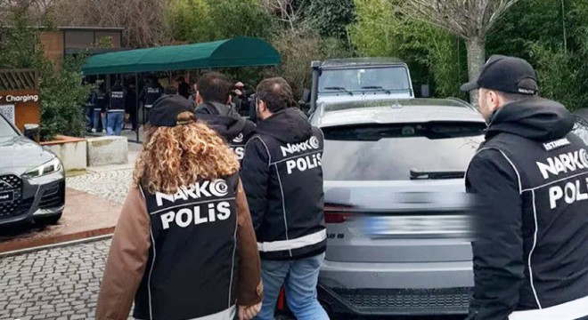 Ünlülerin mekanı Clubhouse'a baskın