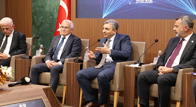 Vali Şahin, Kumluca'da gençlerle bir araya geldi