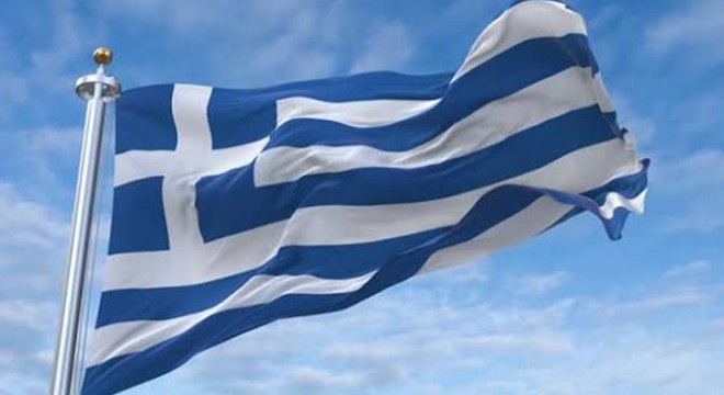 Yunanistan'da orman yangını: 2 ölü